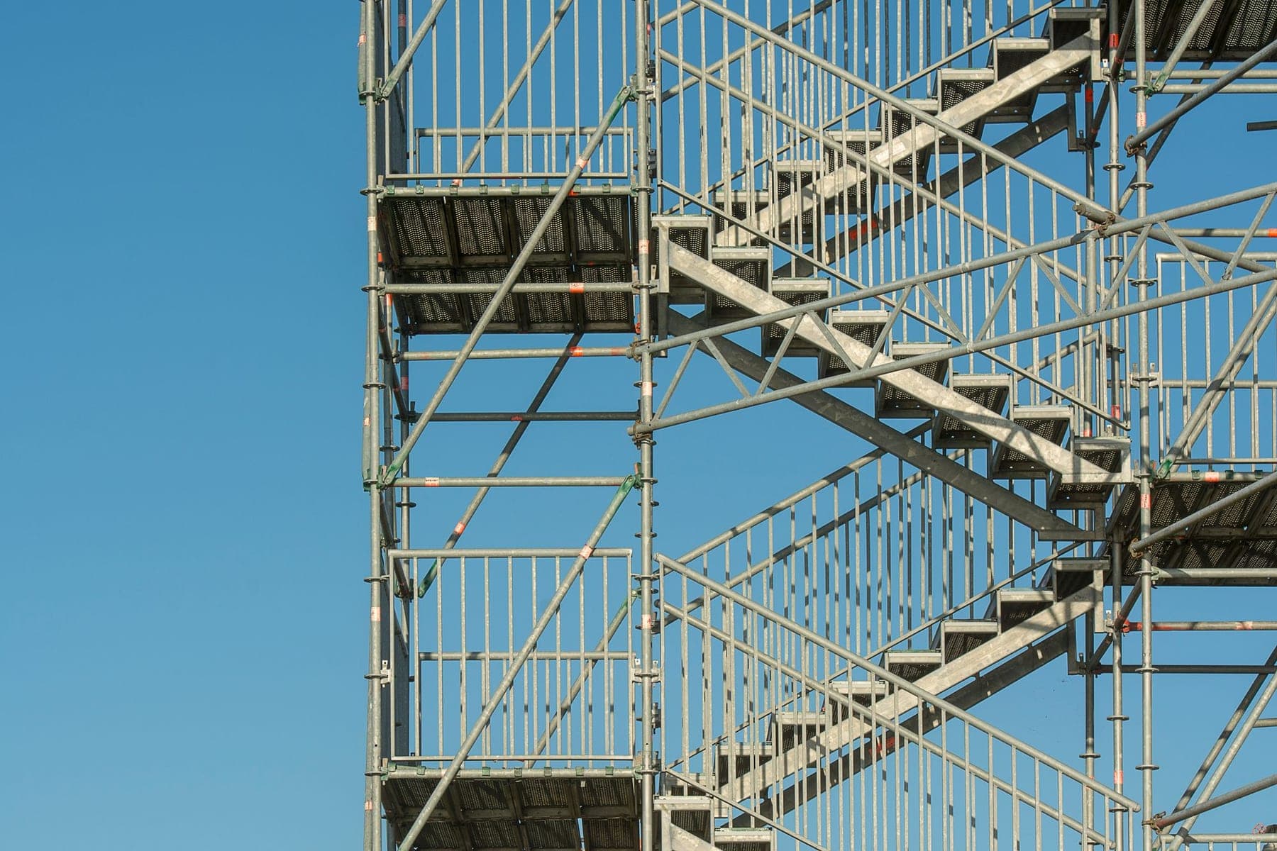 Tours d'étaiement et escaliers de chantier